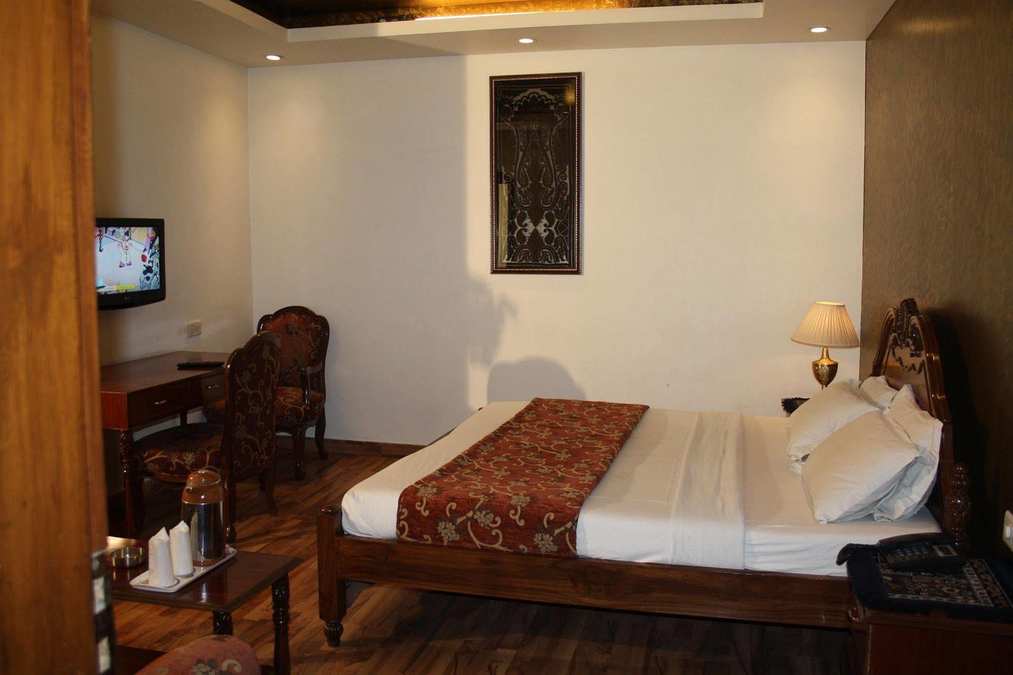 Hotel Rahul Palace Νέο Δελχί Δωμάτιο φωτογραφία